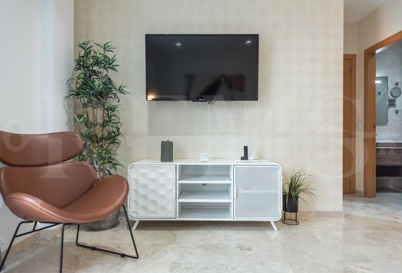 Lovely Duplex With Private Parking Near City Center By Rems Málaga Exterior foto