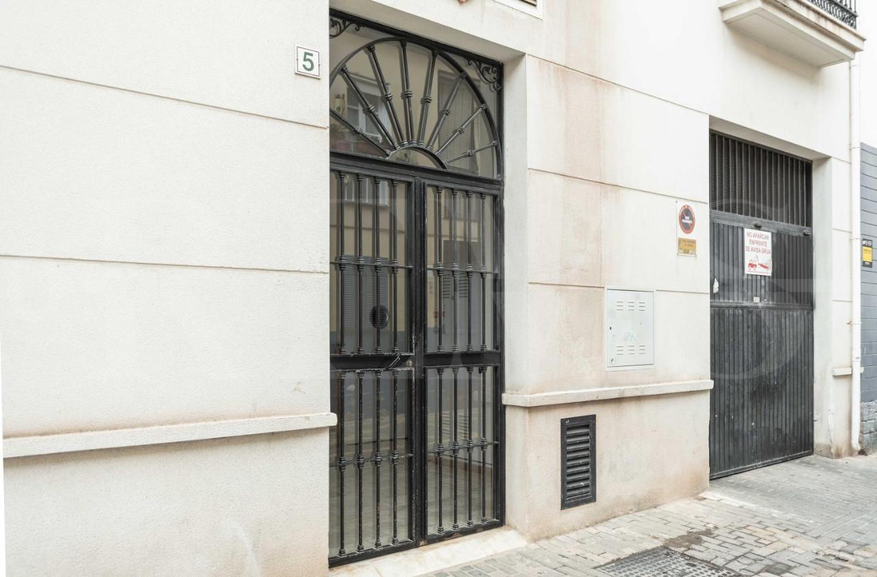 Lovely Duplex With Private Parking Near City Center By Rems Málaga Exterior foto