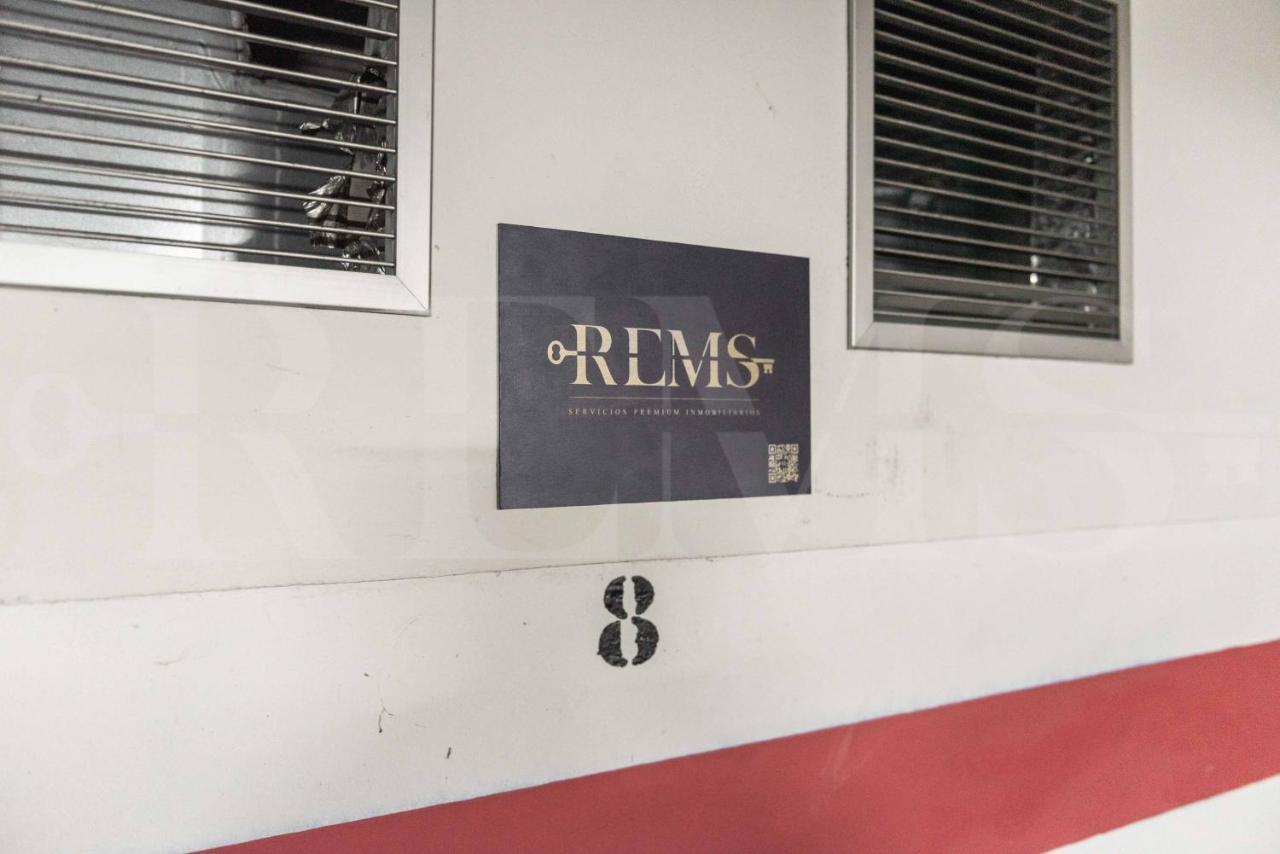 Lovely Duplex With Private Parking Near City Center By Rems Málaga Exterior foto